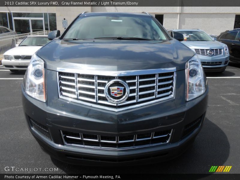 Gray Flannel Metallic / Light Titanium/Ebony 2013 Cadillac SRX Luxury FWD