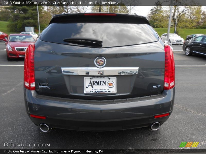 Gray Flannel Metallic / Light Titanium/Ebony 2013 Cadillac SRX Luxury FWD