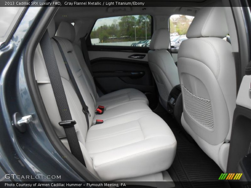 Gray Flannel Metallic / Light Titanium/Ebony 2013 Cadillac SRX Luxury FWD