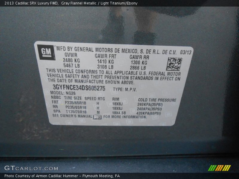 Gray Flannel Metallic / Light Titanium/Ebony 2013 Cadillac SRX Luxury FWD