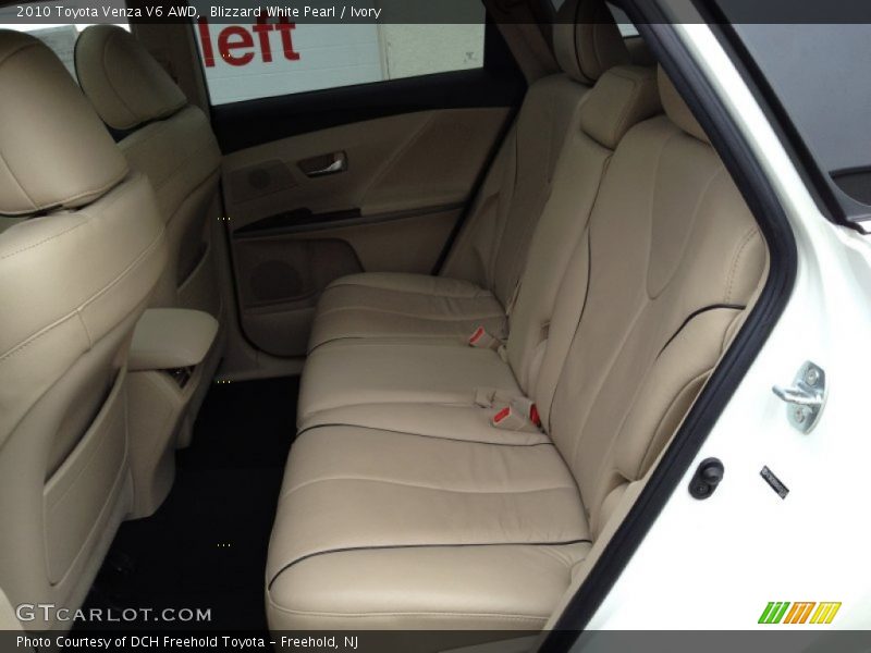 Blizzard White Pearl / Ivory 2010 Toyota Venza V6 AWD