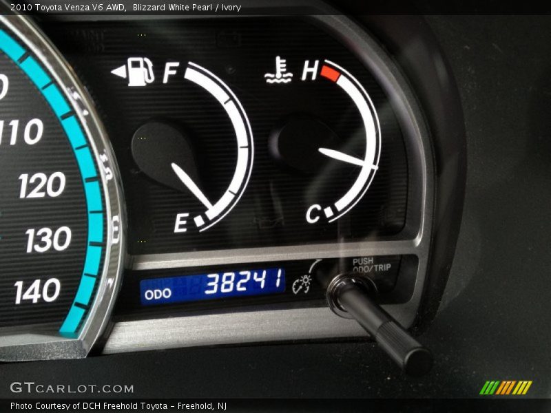Blizzard White Pearl / Ivory 2010 Toyota Venza V6 AWD