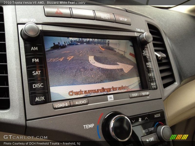 Blizzard White Pearl / Ivory 2010 Toyota Venza V6 AWD