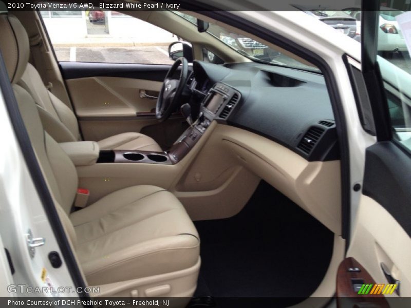 Blizzard White Pearl / Ivory 2010 Toyota Venza V6 AWD