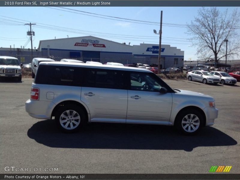 Ingot Silver Metallic / Medium Light Stone 2010 Ford Flex SE