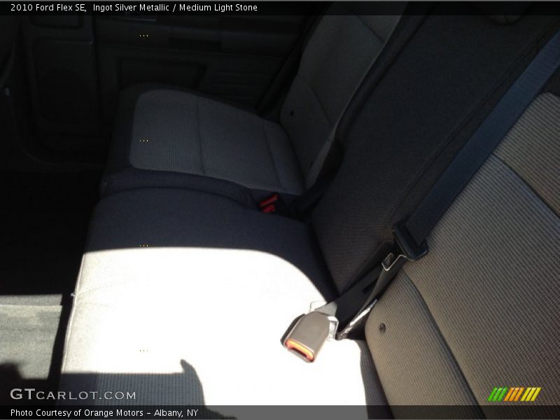 Ingot Silver Metallic / Medium Light Stone 2010 Ford Flex SE