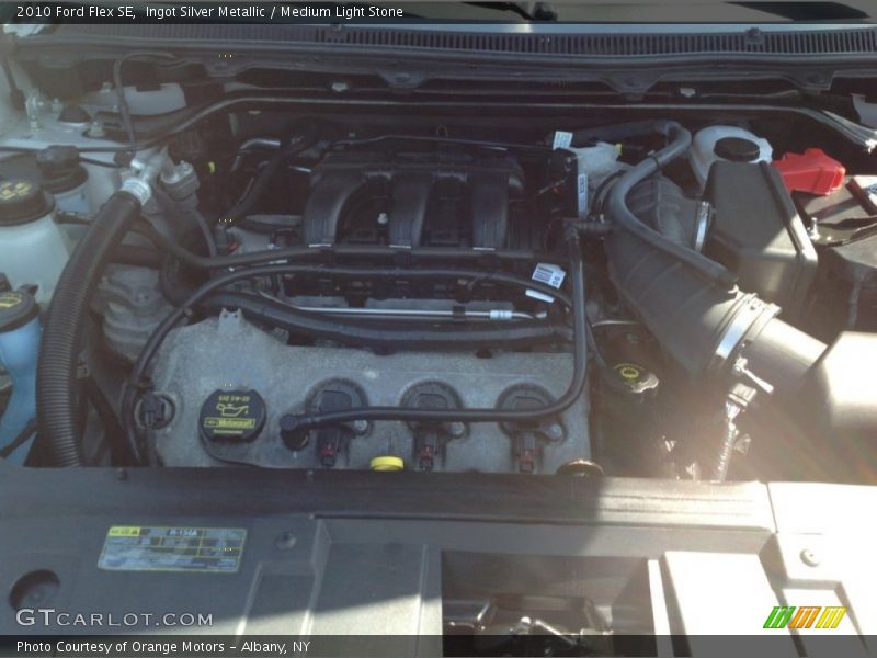 Ingot Silver Metallic / Medium Light Stone 2010 Ford Flex SE