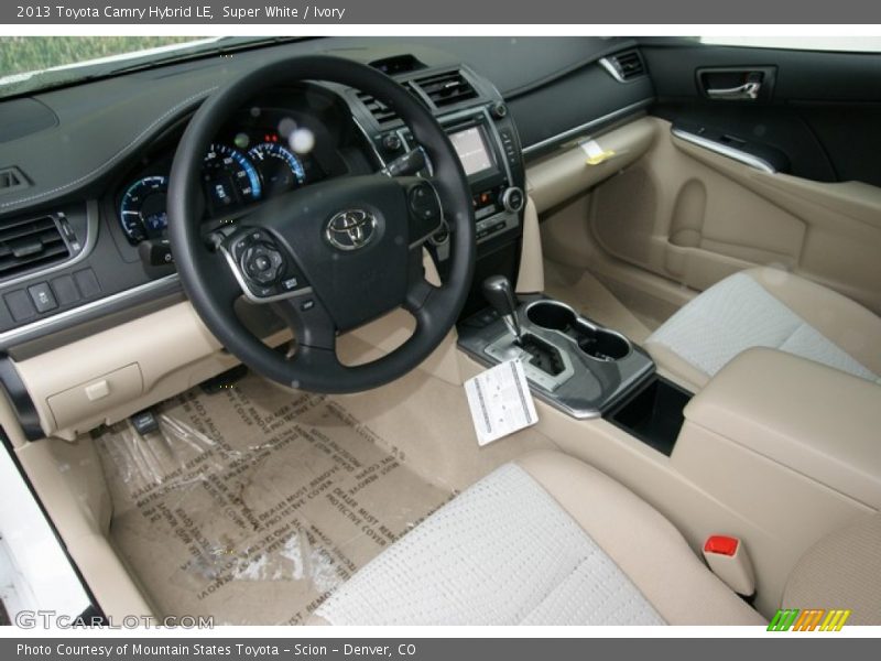 Super White / Ivory 2013 Toyota Camry Hybrid LE