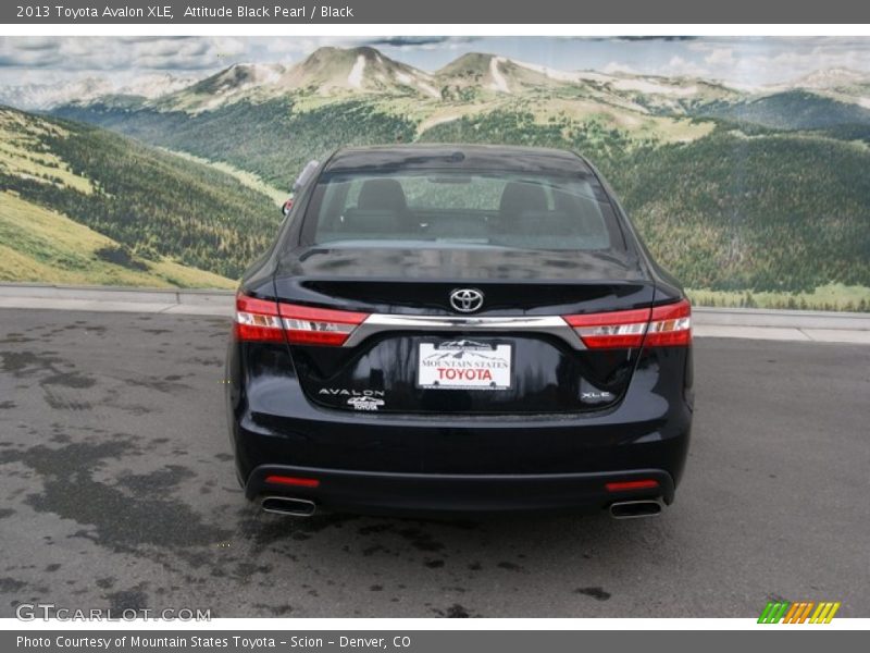 Attitude Black Pearl / Black 2013 Toyota Avalon XLE