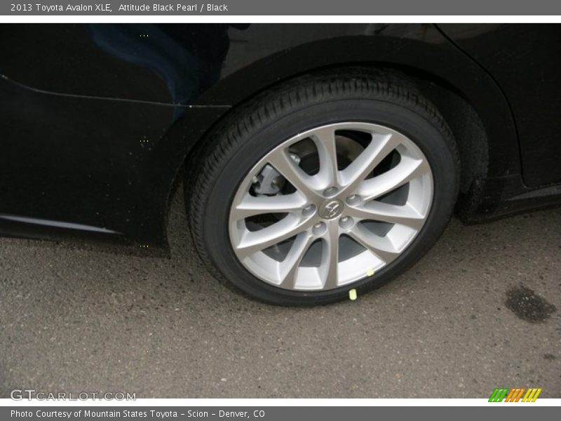 Attitude Black Pearl / Black 2013 Toyota Avalon XLE