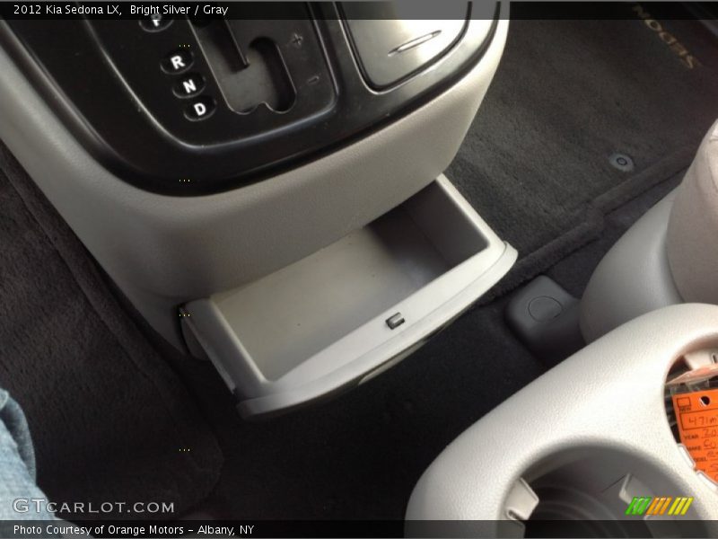 Bright Silver / Gray 2012 Kia Sedona LX