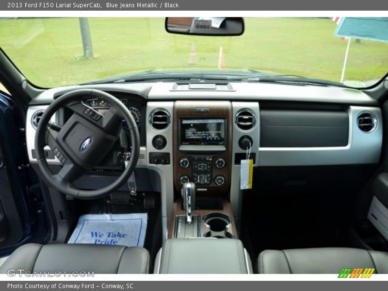Dashboard of 2013 F150 Lariat SuperCab