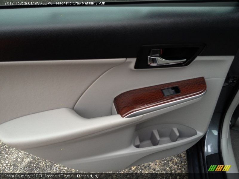 Magnetic Gray Metallic / Ash 2012 Toyota Camry XLE V6