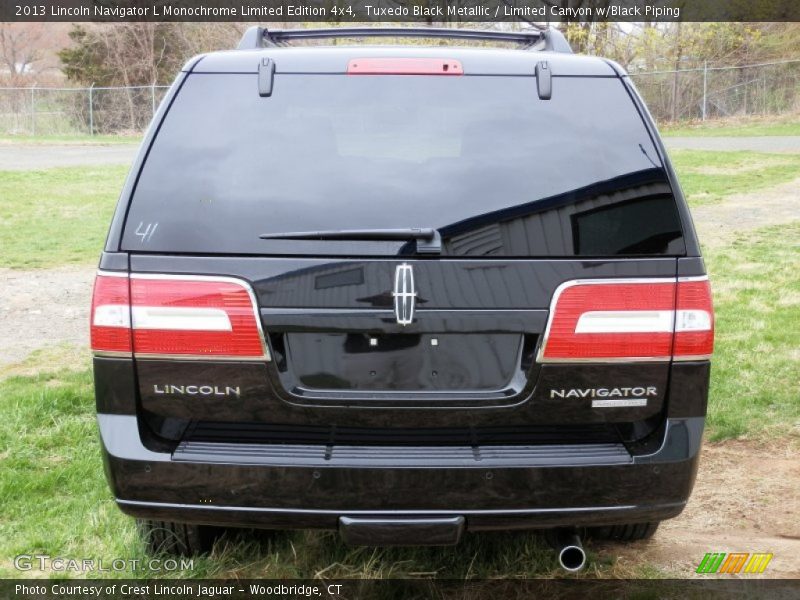 Tuxedo Black Metallic / Limited Canyon w/Black Piping 2013 Lincoln Navigator L Monochrome Limited Edition 4x4