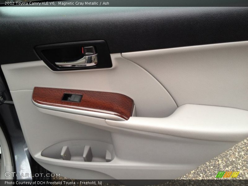 Magnetic Gray Metallic / Ash 2012 Toyota Camry XLE V6