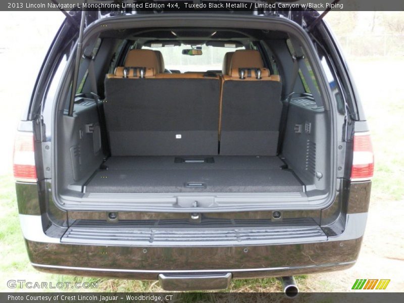 Tuxedo Black Metallic / Limited Canyon w/Black Piping 2013 Lincoln Navigator L Monochrome Limited Edition 4x4