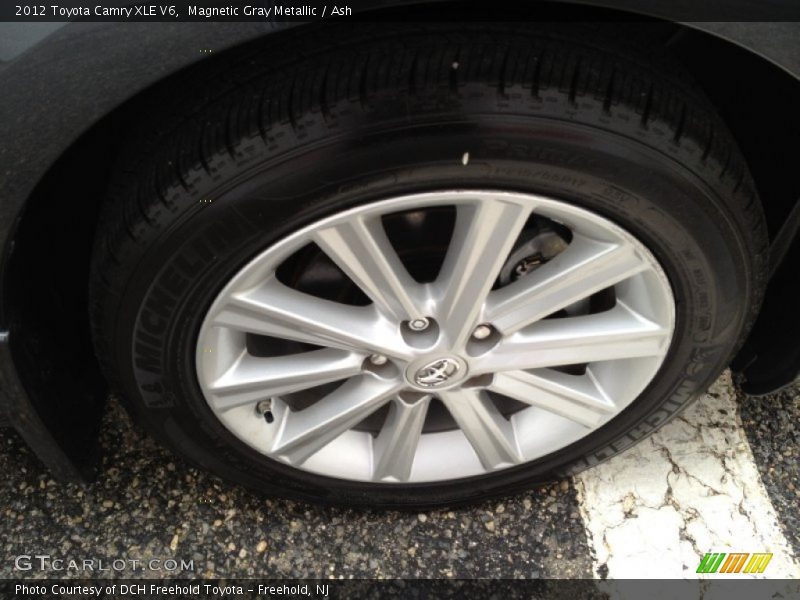 Magnetic Gray Metallic / Ash 2012 Toyota Camry XLE V6