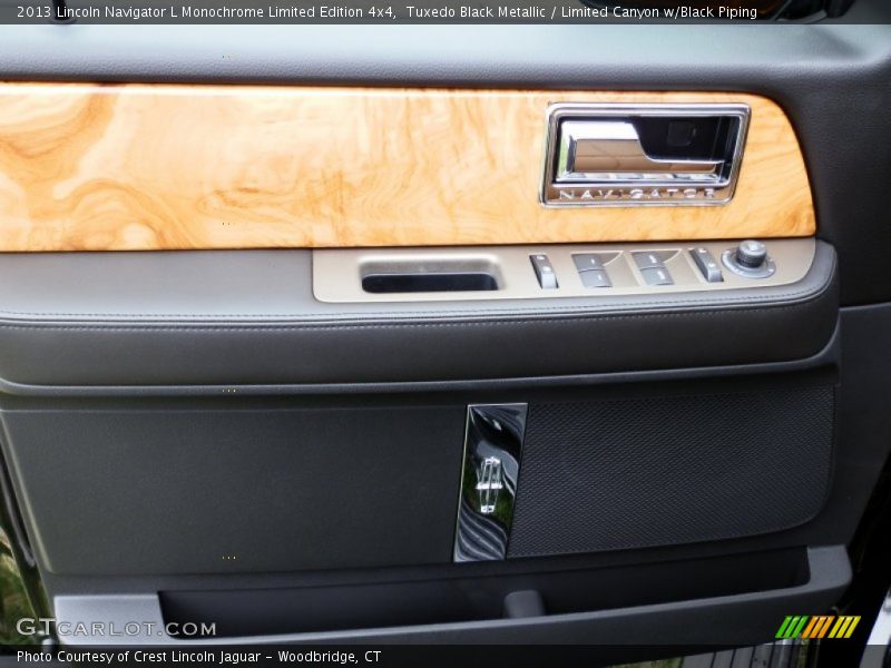 Tuxedo Black Metallic / Limited Canyon w/Black Piping 2013 Lincoln Navigator L Monochrome Limited Edition 4x4