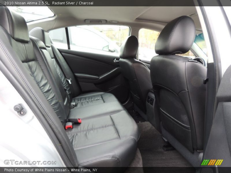 Radiant Silver / Charcoal 2010 Nissan Altima 2.5 SL