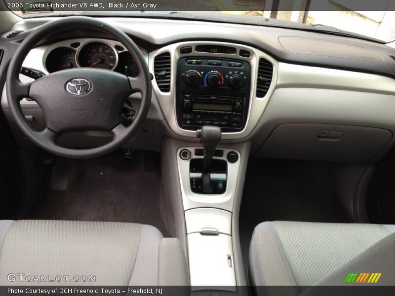 Black / Ash Gray 2006 Toyota Highlander V6 4WD