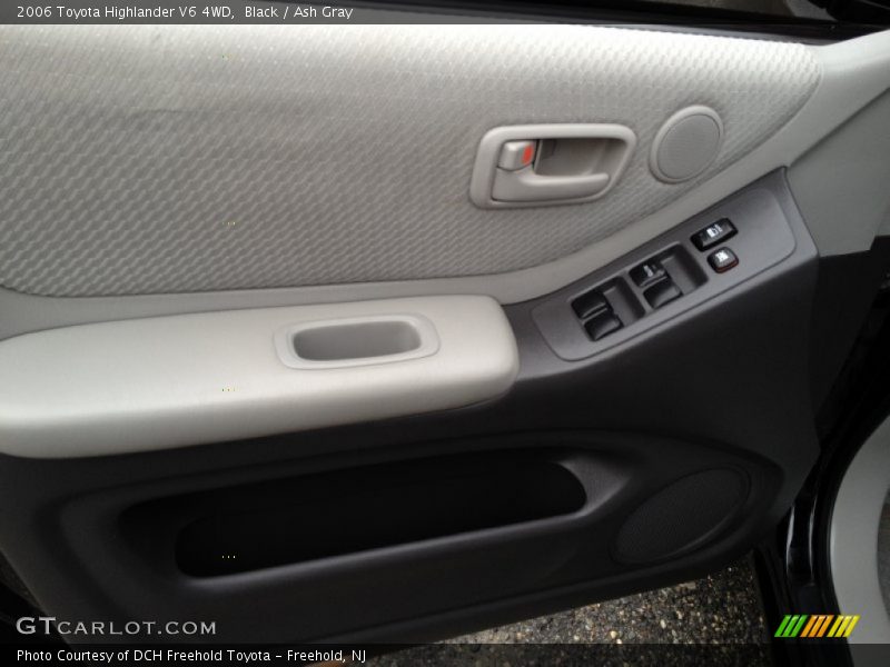Black / Ash Gray 2006 Toyota Highlander V6 4WD