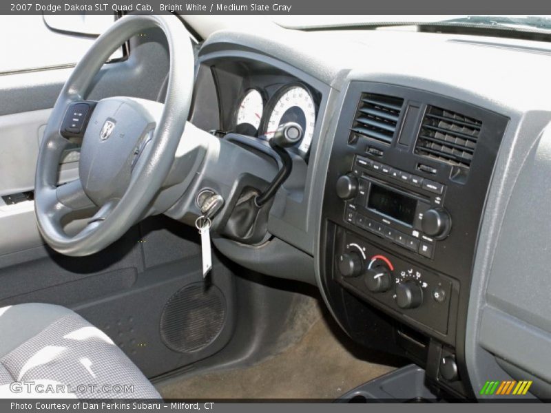 Bright White / Medium Slate Gray 2007 Dodge Dakota SLT Quad Cab