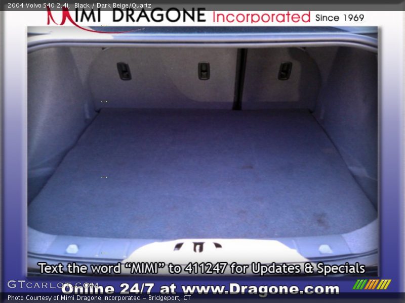 Black / Dark Beige/Quartz 2004 Volvo S40 2.4i