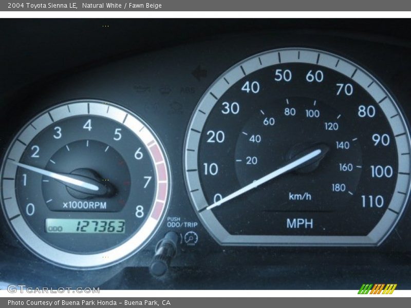 Natural White / Fawn Beige 2004 Toyota Sienna LE