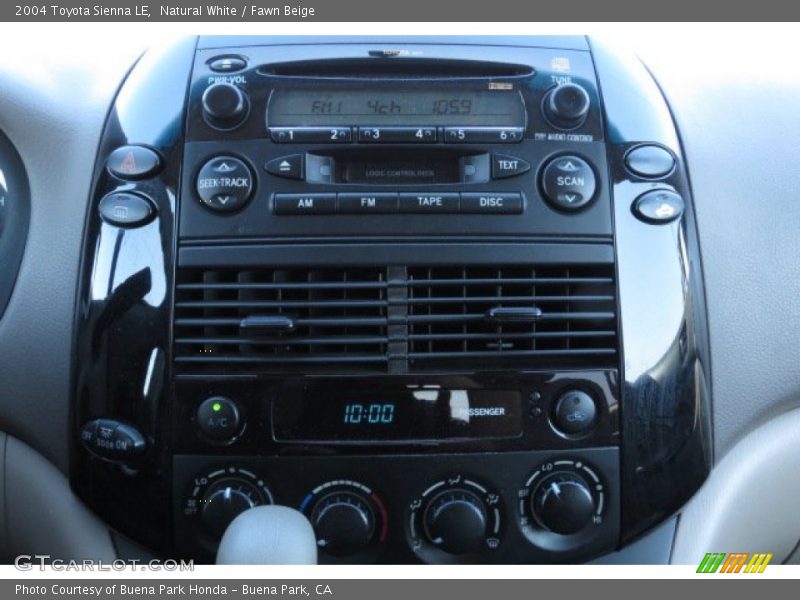 Natural White / Fawn Beige 2004 Toyota Sienna LE