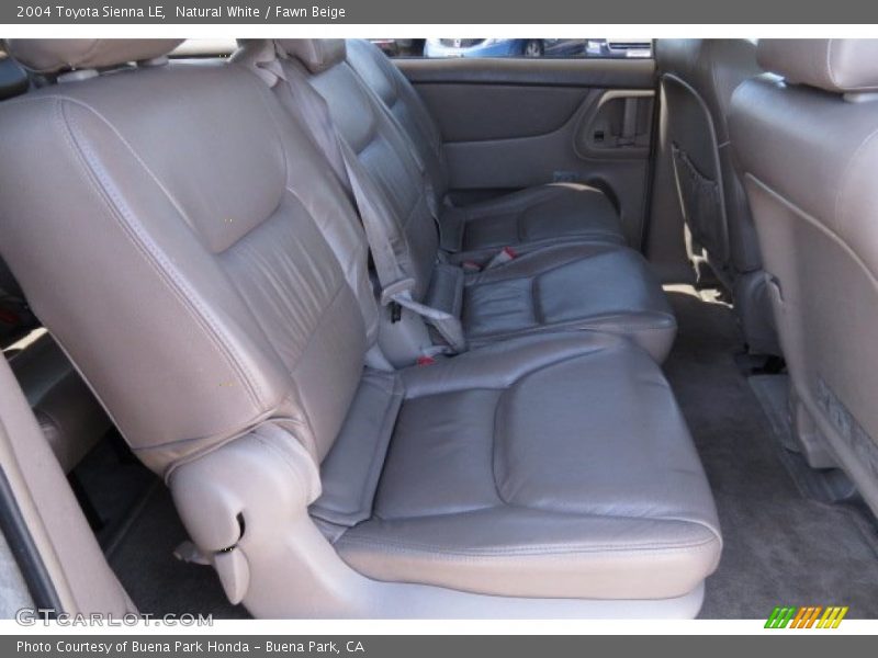 Natural White / Fawn Beige 2004 Toyota Sienna LE