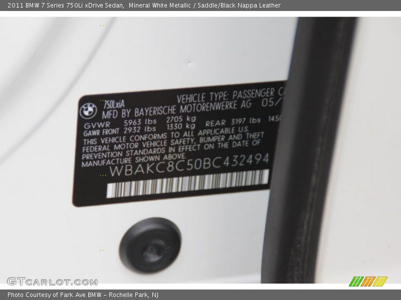 Mineral White Metallic / Saddle/Black Nappa Leather 2011 BMW 7 Series 750Li xDrive Sedan