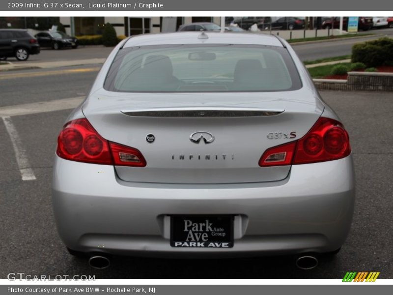 Liquid Platinum / Graphite 2009 Infiniti G 37 x Sedan