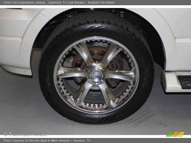 Cashmere Tri Coat Metallic / Medium Parchment 2005 Ford Expedition Limited