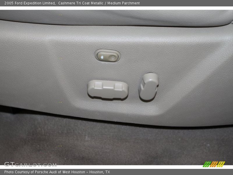 Cashmere Tri Coat Metallic / Medium Parchment 2005 Ford Expedition Limited