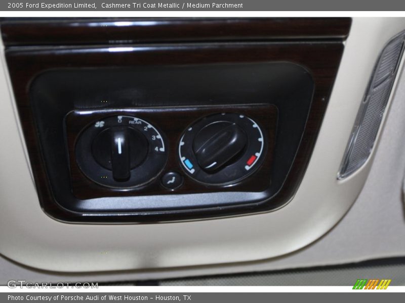 Cashmere Tri Coat Metallic / Medium Parchment 2005 Ford Expedition Limited