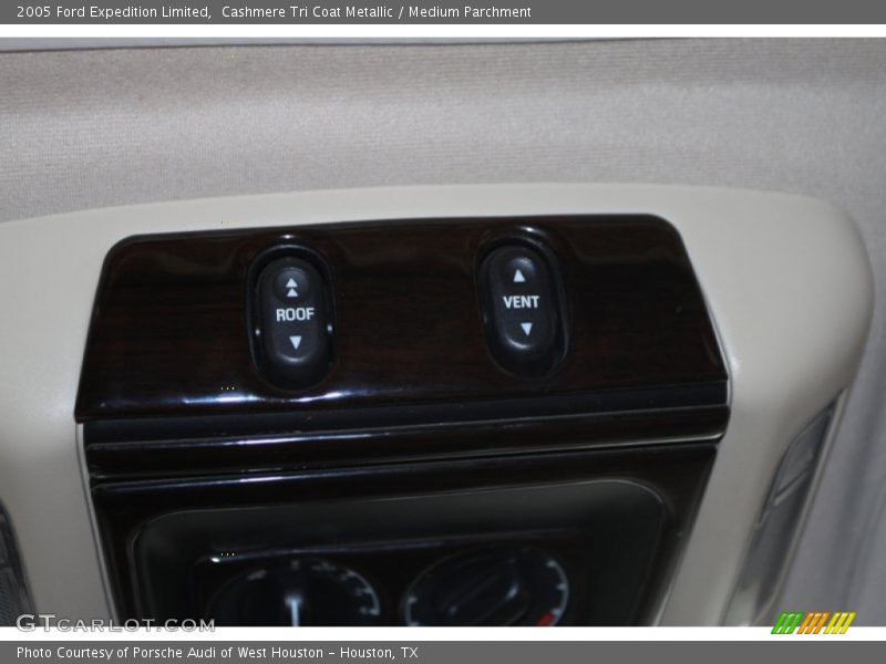 Cashmere Tri Coat Metallic / Medium Parchment 2005 Ford Expedition Limited