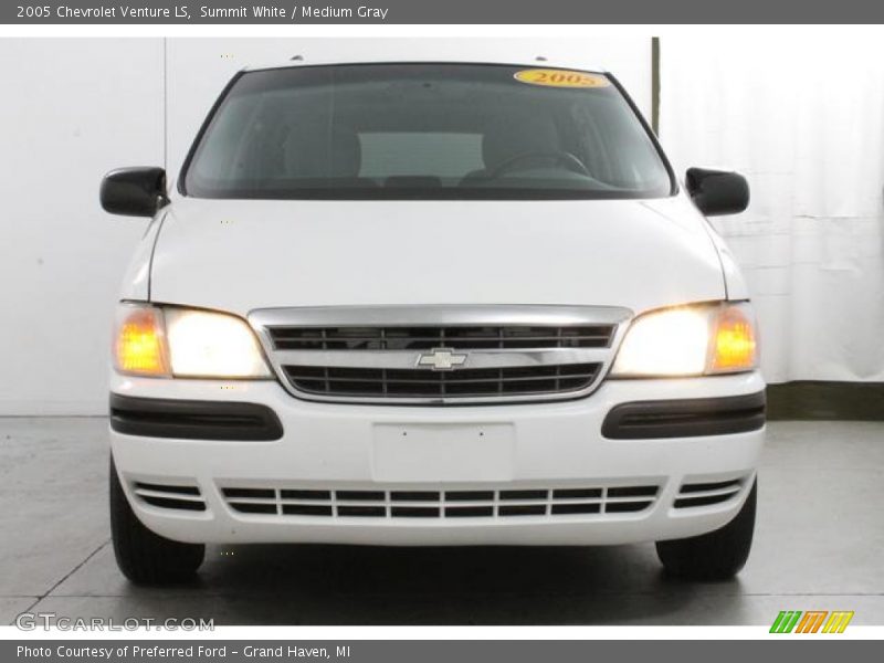 Summit White / Medium Gray 2005 Chevrolet Venture LS