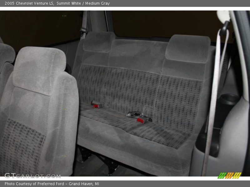 Summit White / Medium Gray 2005 Chevrolet Venture LS