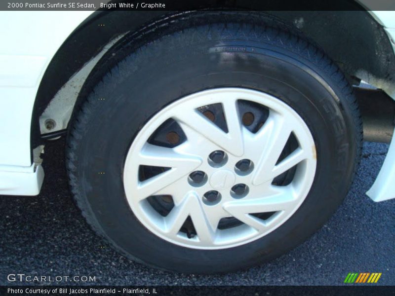 Bright White / Graphite 2000 Pontiac Sunfire SE Sedan