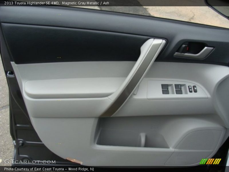 Magnetic Gray Metallic / Ash 2013 Toyota Highlander SE 4WD