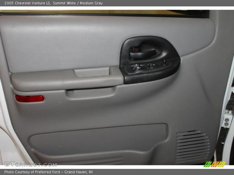 Summit White / Medium Gray 2005 Chevrolet Venture LS