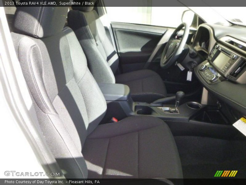 Super White / Black 2013 Toyota RAV4 XLE AWD