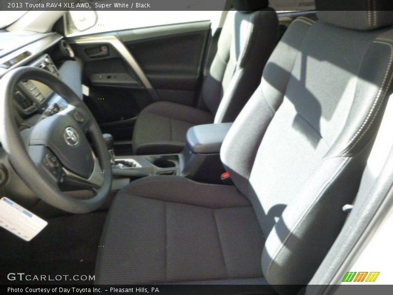 Super White / Black 2013 Toyota RAV4 XLE AWD