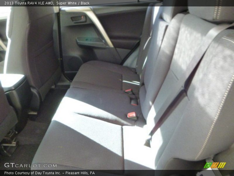 Super White / Black 2013 Toyota RAV4 XLE AWD