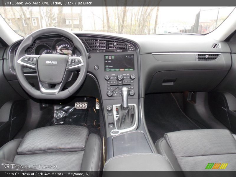 Dashboard of 2011 9-5 Aero XWD Sedan