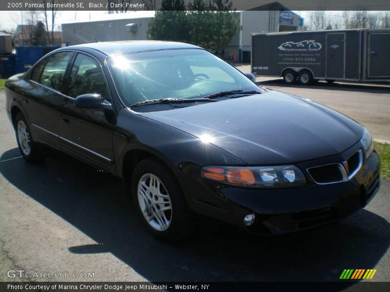 Black / Dark Pewter 2005 Pontiac Bonneville SE