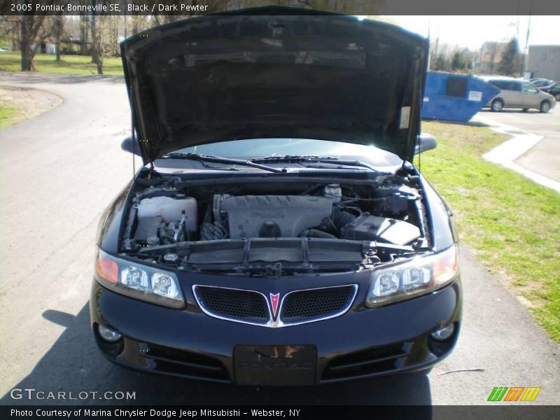 Black / Dark Pewter 2005 Pontiac Bonneville SE