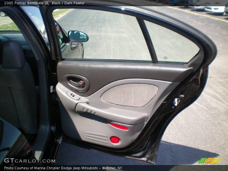 Black / Dark Pewter 2005 Pontiac Bonneville SE
