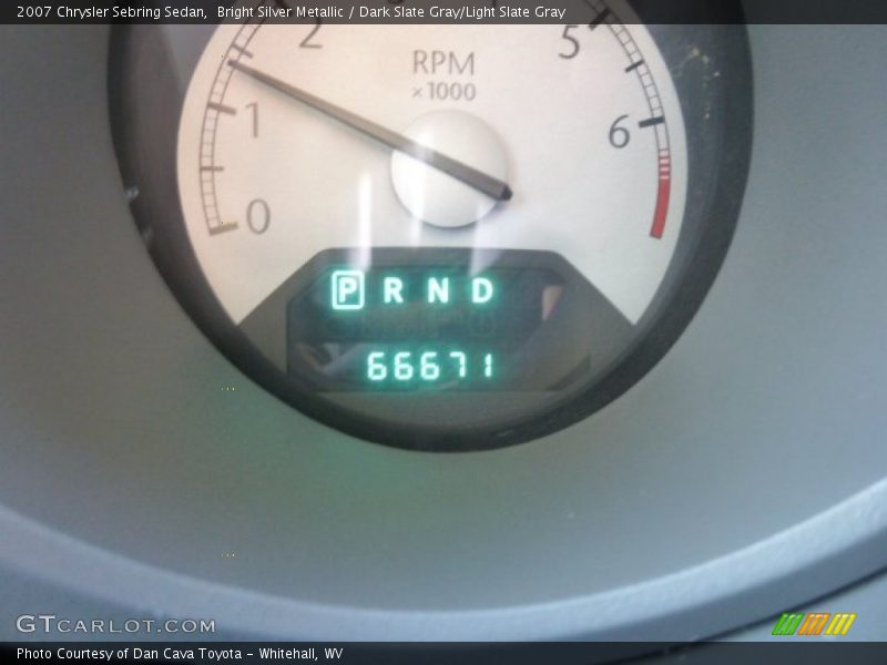 Bright Silver Metallic / Dark Slate Gray/Light Slate Gray 2007 Chrysler Sebring Sedan
