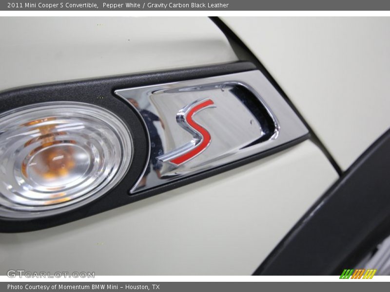 Pepper White / Gravity Carbon Black Leather 2011 Mini Cooper S Convertible